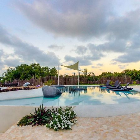Swan Villas Maya Beach Екстериор снимка